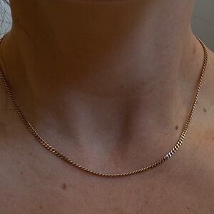 Kinn Capri Curb Chain Necklace - 18 in